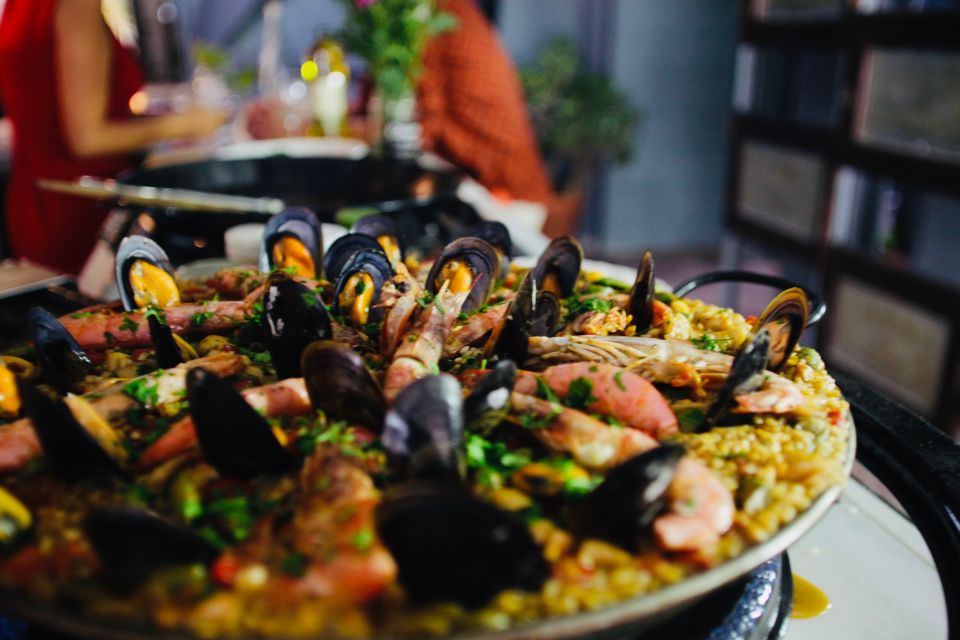 Barcelona: Catalan Paella Cooking Class - The restored kitchen feel (and why it’s more than decor)