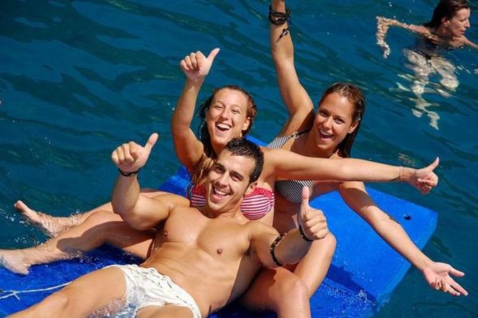 Barcelona Catamaran Party Tour For Young People - Key things to know before you go