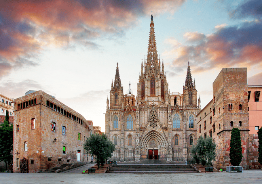 Barcelona Cathedral: Ticket, Guided Tour and VR Experience - Key takeaways before you go