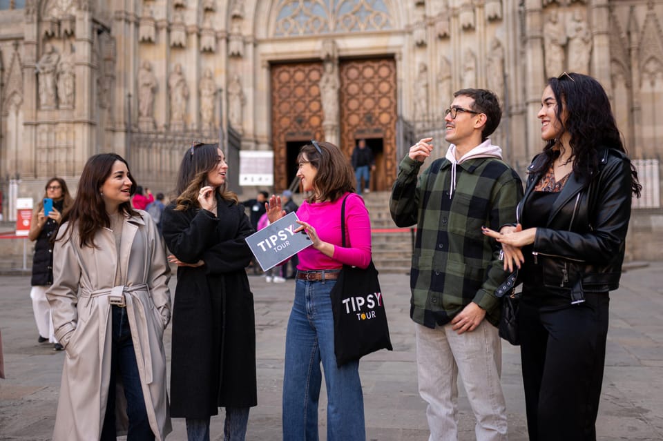 Barcelona: Cathedrals and Squares Walking Tour - The guide’s storytelling: Inquisition shadows and Catalan quirks