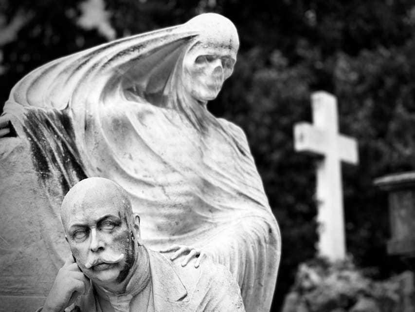 Barcelona: Cemetery Tour - Gothic Graves & Local History - Montjuïc Cemetery: Barcelona’s outdoor museum of the city of the dead