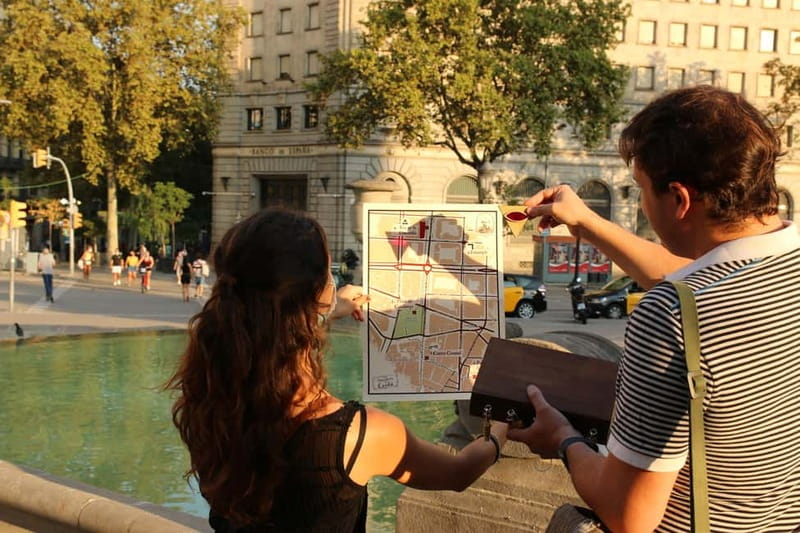 Barcelona: City Exploration Treasure Hunt - City Drama in Barcelona’s Gothic District: The Missing Professor Case