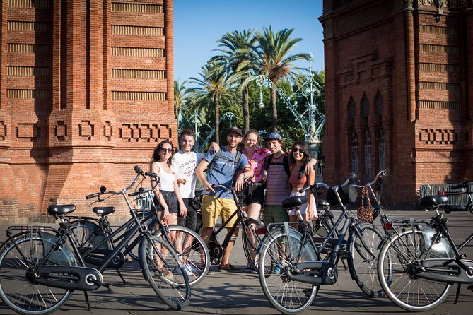 Barcelona City Highlights Bike Tour - Why a bike tour works so well for Barcelona