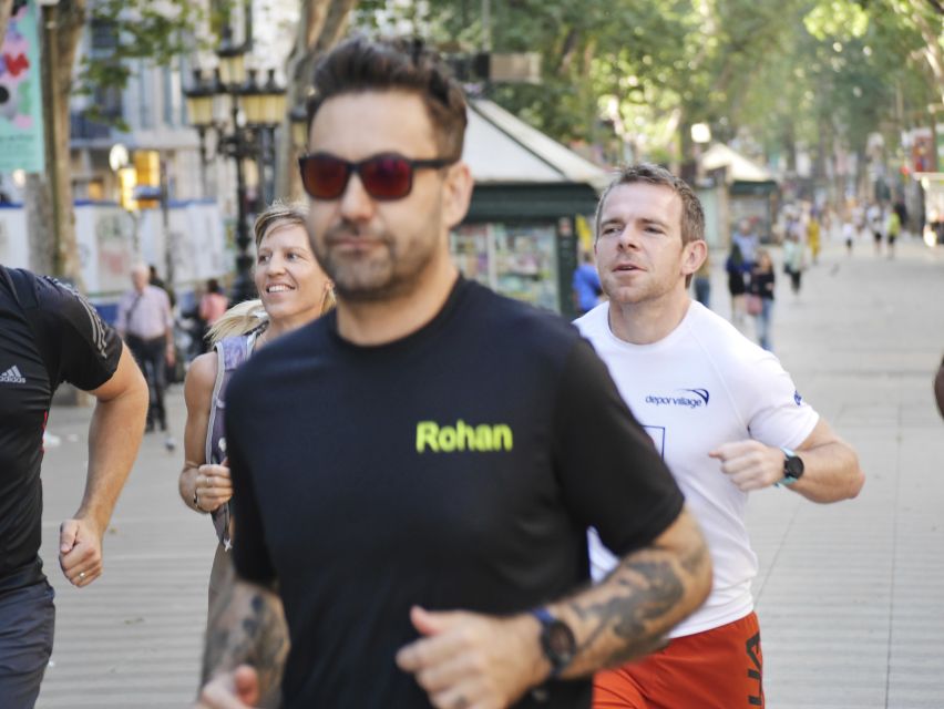 Barcelona: City Highlights Guided Running Tour - Eco-friendly and local feel: what you gain besides exercise