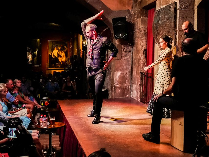 Barcelona: City Tour & Flamenco Show with Wine & Tapas - A 3-hour mix of Gothic alleys, tapas, and flamenco at Palau Dalmases