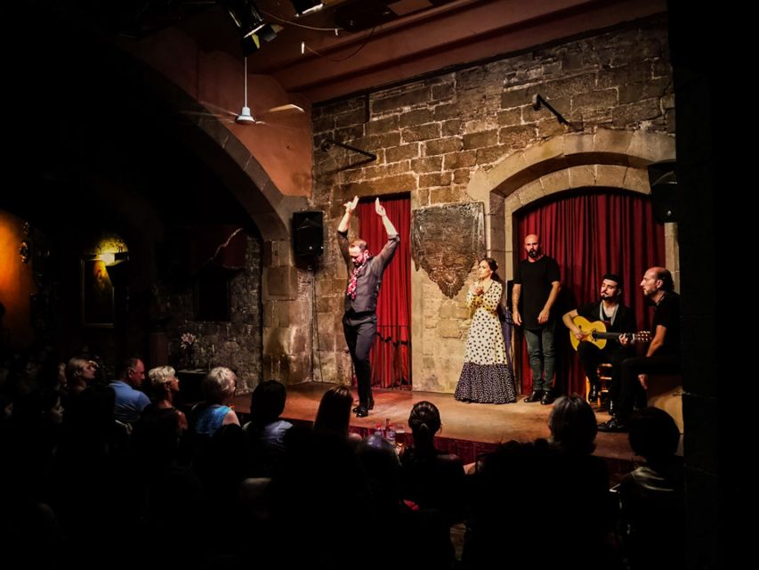 Barcelona: City Tour & Flamenco Show with Wine & Tapas - Placa Reial and the Gothic Quarter: stone streets with real stories