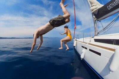 Barcelona: Coastline Boat Trip with Snacks and Cava - Onboard drinks and snacks: what included really means
