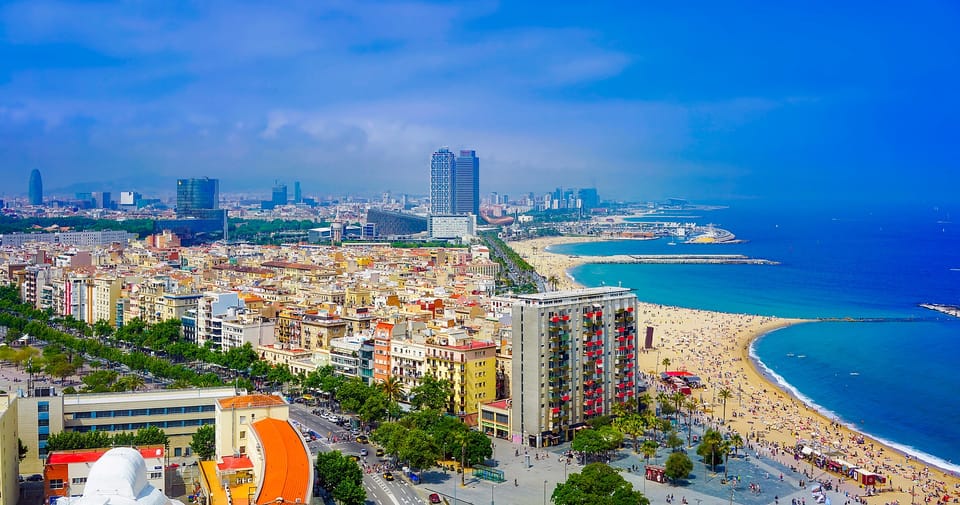 Barcelona: Coastline E-Bike and Wine Tasting Tour - From Gothic Quarter to the coastline: your guided “what am I looking at?” moment