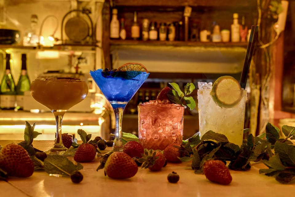 Barcelona: Cocktail Making Class with Tapas - Key Things You’ll Notice Right Away