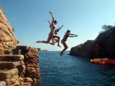 Barcelona: Costa Brava Kayak & Snorkeling Small Group Tour - Getting there from Barcelona without wasting your day