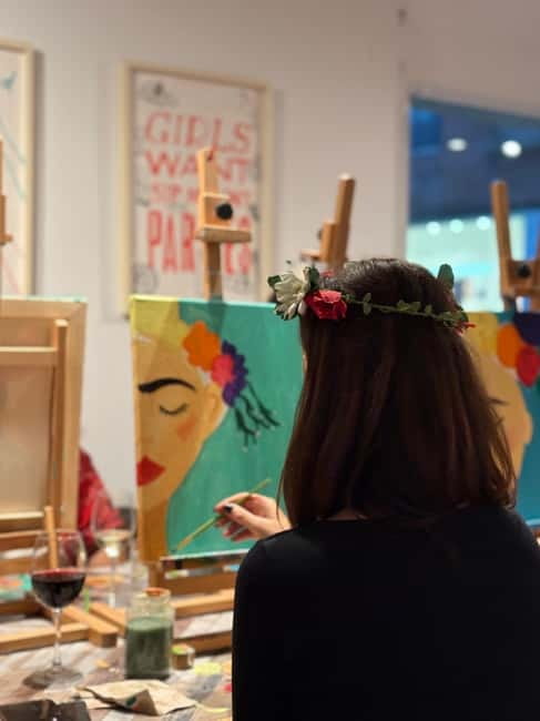Barcelona: Create your own souvenir! Wine, Paint and Music! - Who should book, and who might not love it
