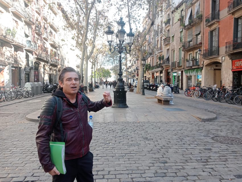 Barcelona: Curious Legends and Traditions of Old Town Tour - Where You Meet and How You Start Near Las Ramblas