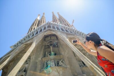 Barcelona eBike Small Group Tour with entrance to Sagrada Familia - Gothic Quarter and Barcelona Cathedral: gargoyles, carvings, and medieval turns