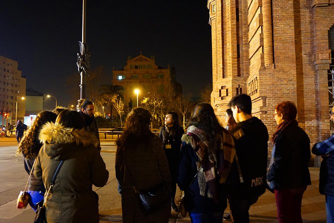 Barcelona: El Born Ghost Walking Tour. - Arc de Triomf at Night: Where the Tour Gets Its Atmosphere