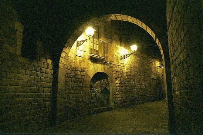 Barcelona: El Born Ghost Walking Tour. - Sant Pere Square: The Monastery That Couldn’t Stay Hidden