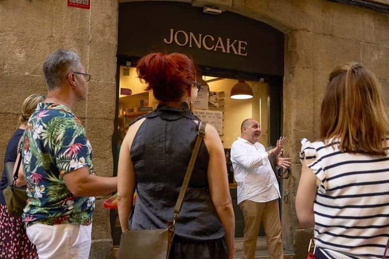 Barcelona: El Born Gourmet Food & Wine Small Group Tour - Casa Gispert in 15 Minutes: A Quick Hit of Local Specialty Shopping