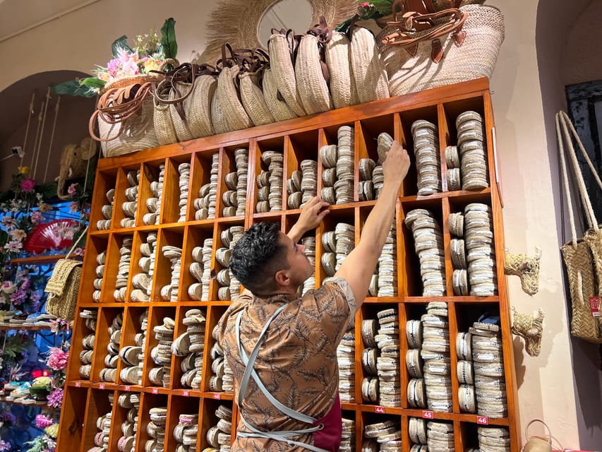 Barcelona: Espadrilles Shoe-Making Workshop - Comfort, timing, and who this workshop suits best
