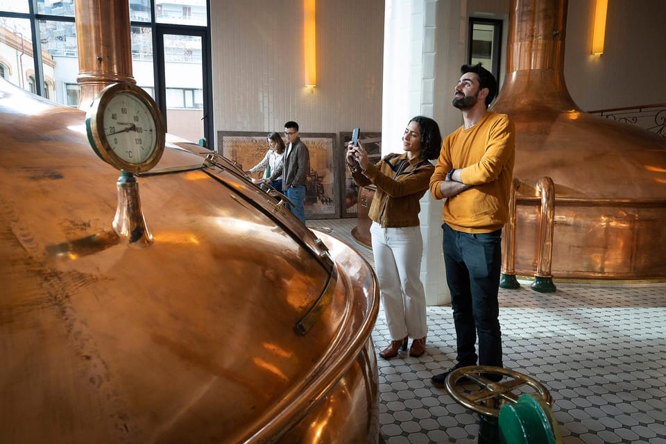 Barcelona: Estrella Damm Old Brewery Tour with Tasting - Timing and Flow: About 90 Minutes Total