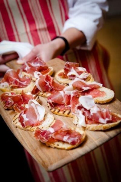 Barcelona: Evening Walking Tour in the Gaudi Area with Tapas - How to reach the Casa Sayrach meeting point on Avinguda Diagonal