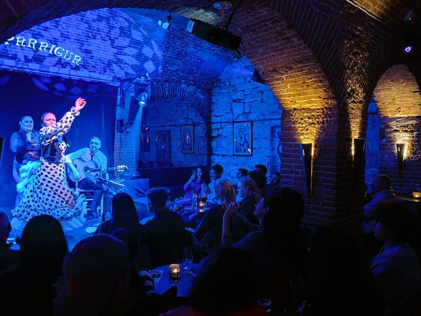 Barcelona: Exclusive Flamenco Show at El Paraigua with Drink - Who this flamenco show is best for (and who should look elsewhere)