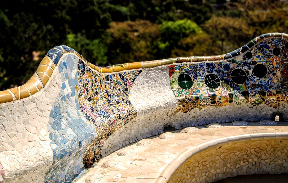 Barcelona: Exclusive Park Güell Private Guided Tour - Price check: when $177 per person feels fair