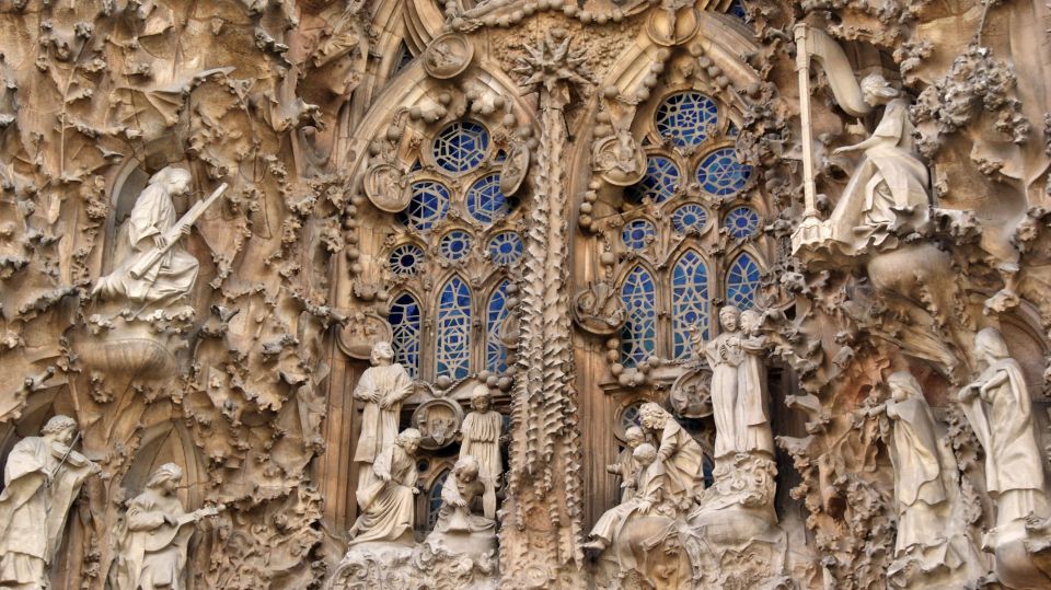 Barcelona: Exclusive Sagrada Familia Private Guided Tour - Why 1.5 Hours Works So Well at Sagrada Familia