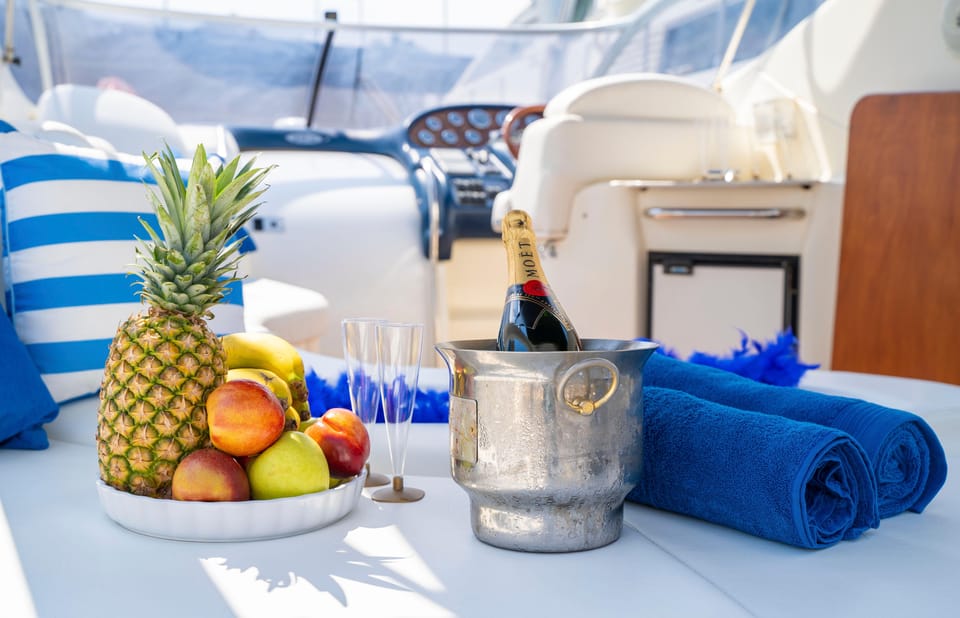 Barcelona: Exclusive Yatch tour with Drinks and Snacks - Setting Sail From Port Olímpic on the Gobbi Atlantis