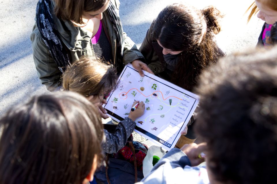 Barcelona: Family Tour in the Footsteps of Columbus - Guide style makes or breaks this kind of family tour