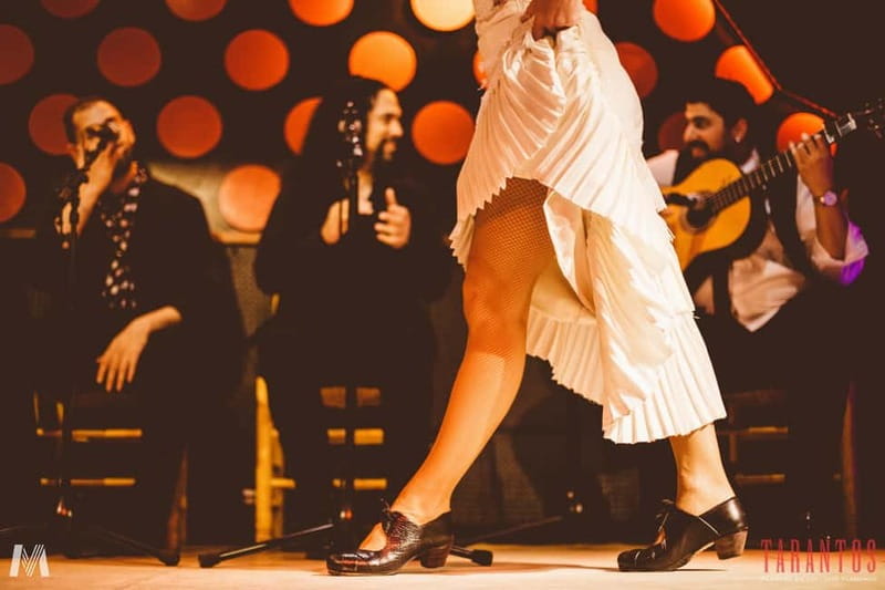 Barcelona: Flamenco, Tapas &Sangria - Los Tarantos Flamenco: Singing, Guitar, and Dance With Teeth