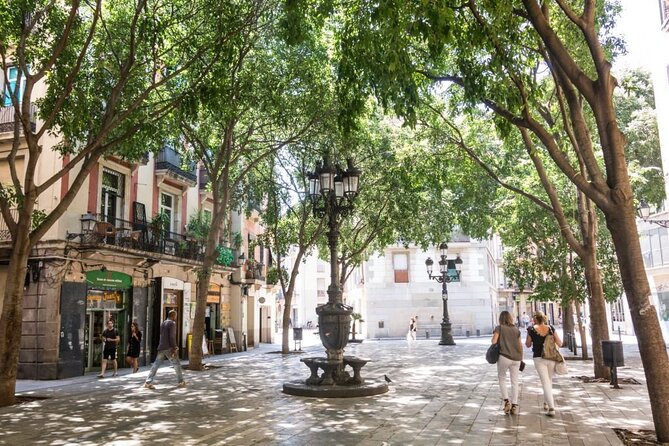 Barcelona Food Markets Private Tour with Tastings - Cathedral of Santa Eulàlia (outside): a quick sense of the city’s center of gravity