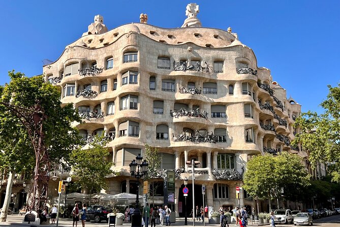 Barcelona Full Day: Sagrada Familia and the 3 Gaudí Houses - Casa Vicens: Gaudí’s youthful “let’s try everything” project