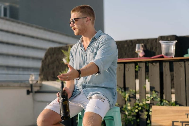 Barcelona: Fun & Unpretentious Rooftop Wine Tasting - Getting there and timing your day (without overthinking it)