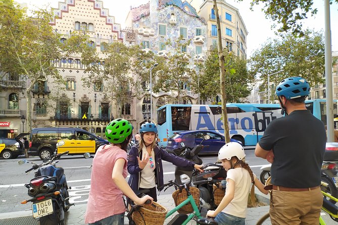 Barcelona Gaudi Guided Small Group E Bike Tour - Why an e-bike makes this Gaudí day actually work