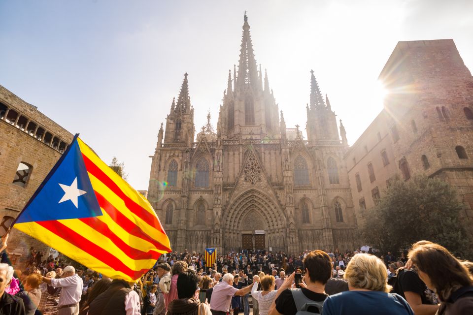 barcelona: Gaudi Highlights eBike tour - Why Vila Olímpica and the viewpoint stops matter (even if you came for buildings)