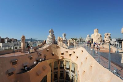Barcelona: Gaudí Houses & Sagrada Familia Tour - Casa Vicens: Gaudí’s early masterpiece starts the story