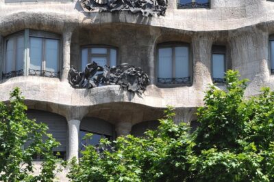 Barcelona & Gaudi. Regular Tour - Pia and the Architect-Led Approach You’ll Actually Enjoy