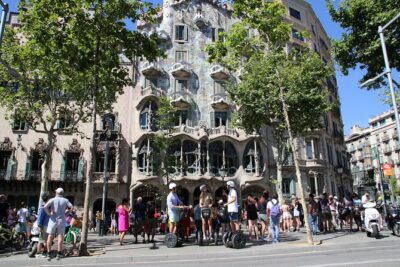 Barcelona: Gaudí Segway Tour - Getting Started Right: PTi2, Helmet, and a Real Safety Lesson