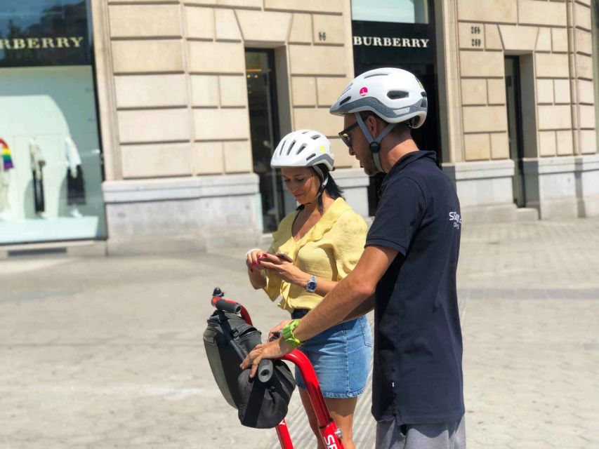 Barcelona: Gaudí Sightseeing Guided Segway Tour - Arc de Triomf and the 1888 Exposition Story