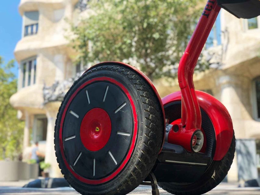 Barcelona: Gaudí Sightseeing Guided Segway Tour - Sagrada Família Exterior Stops: What You’ll Get, What You Won’t