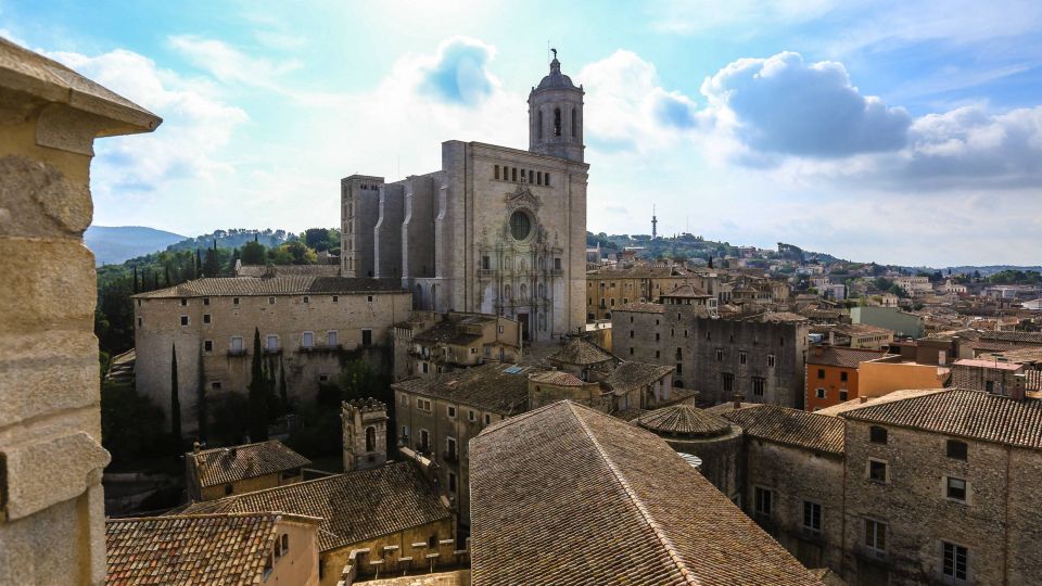 Barcelona: Girona Game of Thrones Private Tour with Pickup - How much walking is a 5-hour private tour?