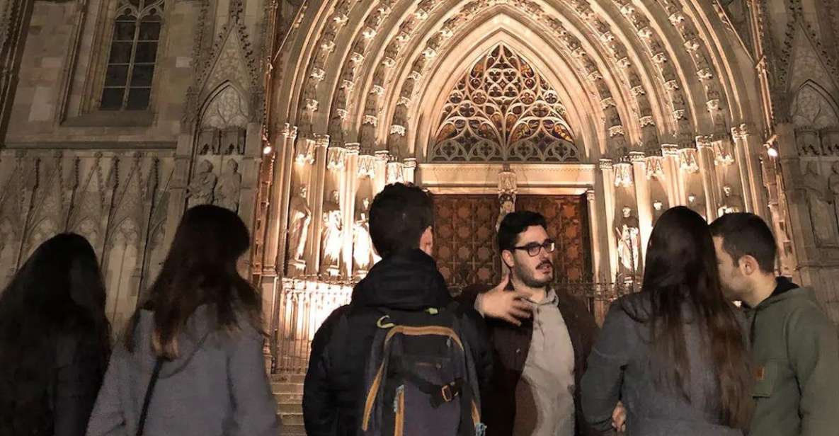 Barcelona: Gothic Quarter By Night Guided Walking Tour - Key highlights at a glance