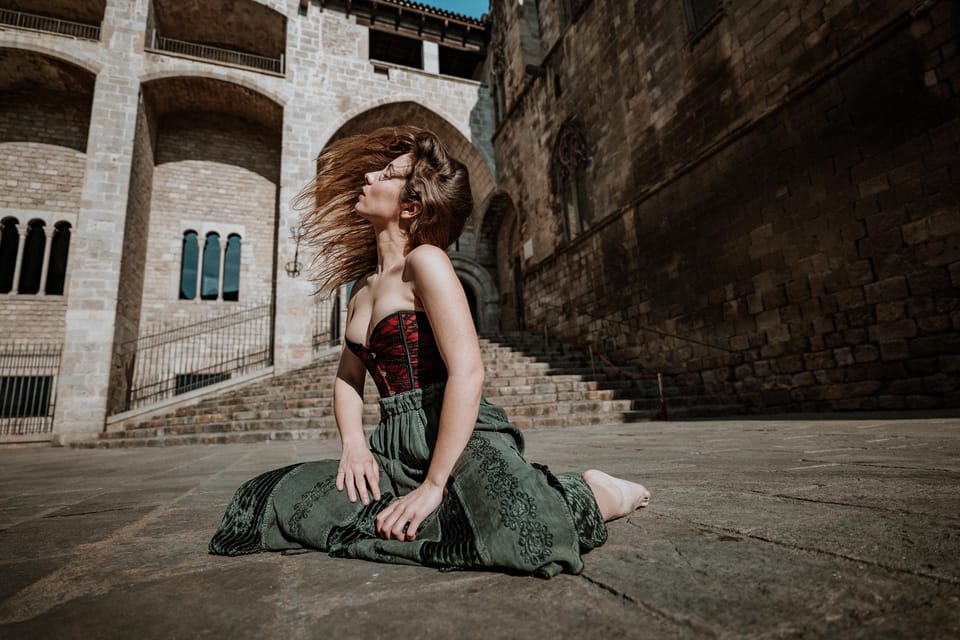 Barcelona: Gothic Quarter Cinematic Photoshoot and Guide - Secret panoramic views and a quiet garden