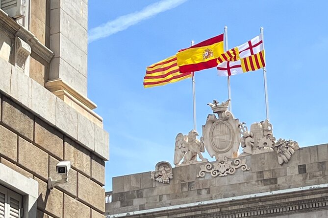Barcelona Gothic Quarter From Roman Walls to Hidden Courtyards - Roman Walls and Lucky Courtyards: Why This Walk Works