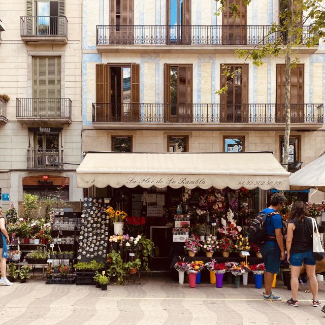 Barcelona: Gothic Quarter Guided Tour with Flamenco & Tapas - Price and Value: What You’re Really Paying For
