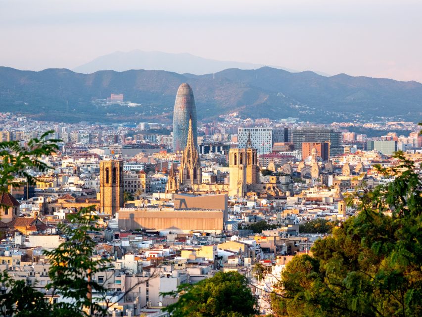 Barcelona: Gothic Quarter & La Sagrada Familia Private Tour - Best Fit: Who Will Enjoy This Tour Most