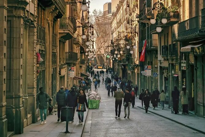 Barcelona Gothic Quarter Old Town Private Tour - Meeting Point to Final Steps: How the Route Flows