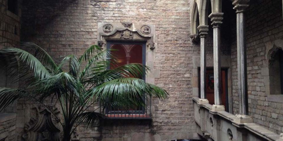 Barcelona: Gothic Quarter & Picasso Museum Private Tour - Key Points at a Glance