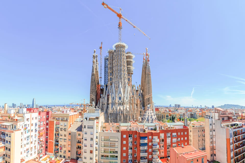 Barcelona: Gothic Quarter & Sagrada Familia Area Segway Tour - Guides that make the ride feel easy