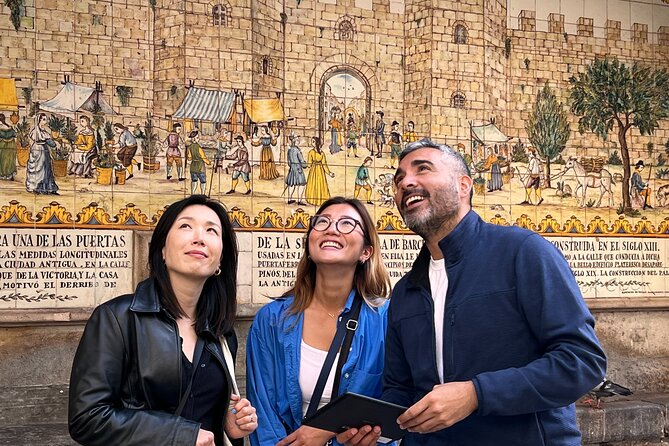 Barcelona Gothic Quarter Tour (Small Group) - Old wall of Barcelona: reading the city’s boundaries