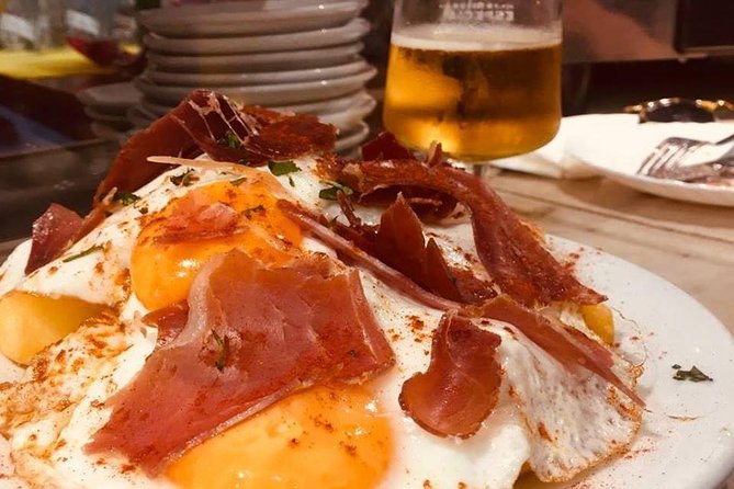Barcelona Gothic Quarter VIP Tapas & Wine Tour - Stop-by-stop tapas and drinks: from Carrer dels Assaonadors to dessert with cava